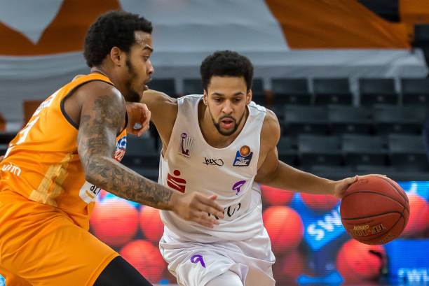 时赛中的冷 时赛中的冷