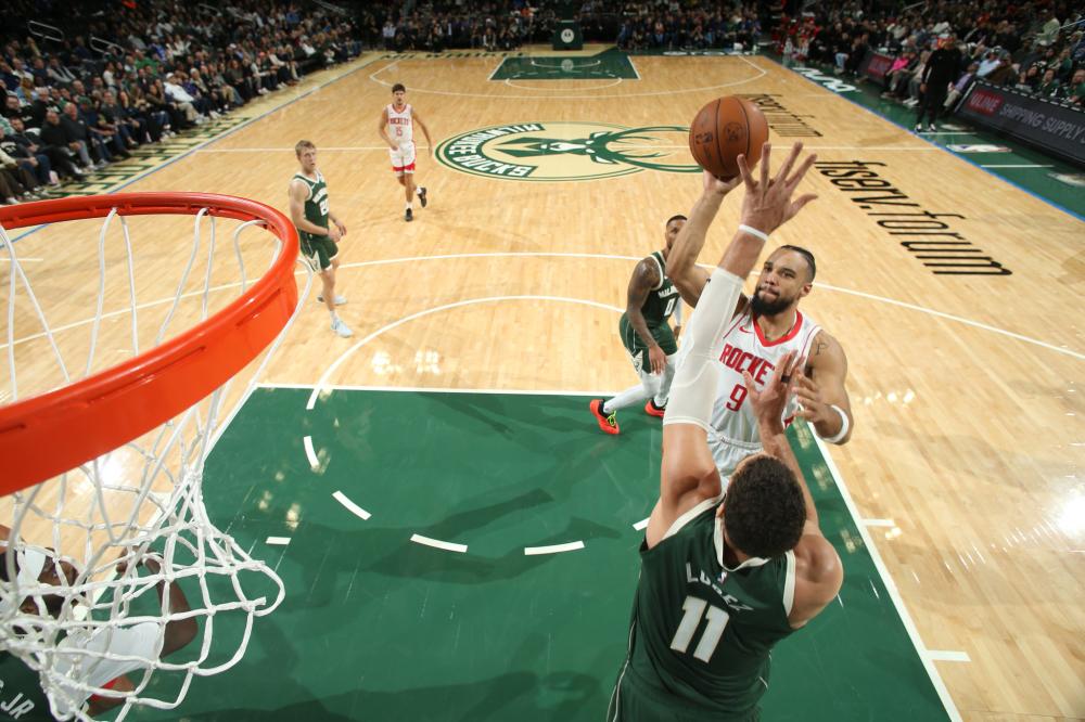 凭借强壮的 凭借强壮的