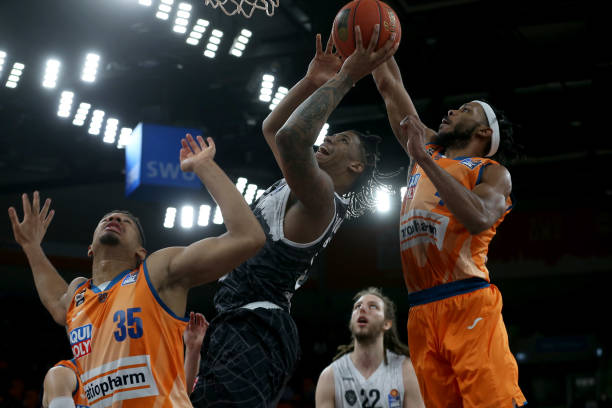 更强阵容的 更强阵容的